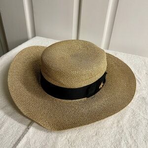 Gucci Gold Boater Sun Straw Hat with Black Band and Bee Emblem Size L (58cm)